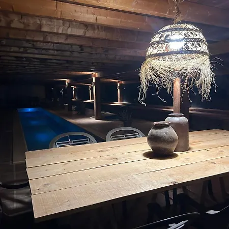 Apartman Erbania Heritage, Naturally *